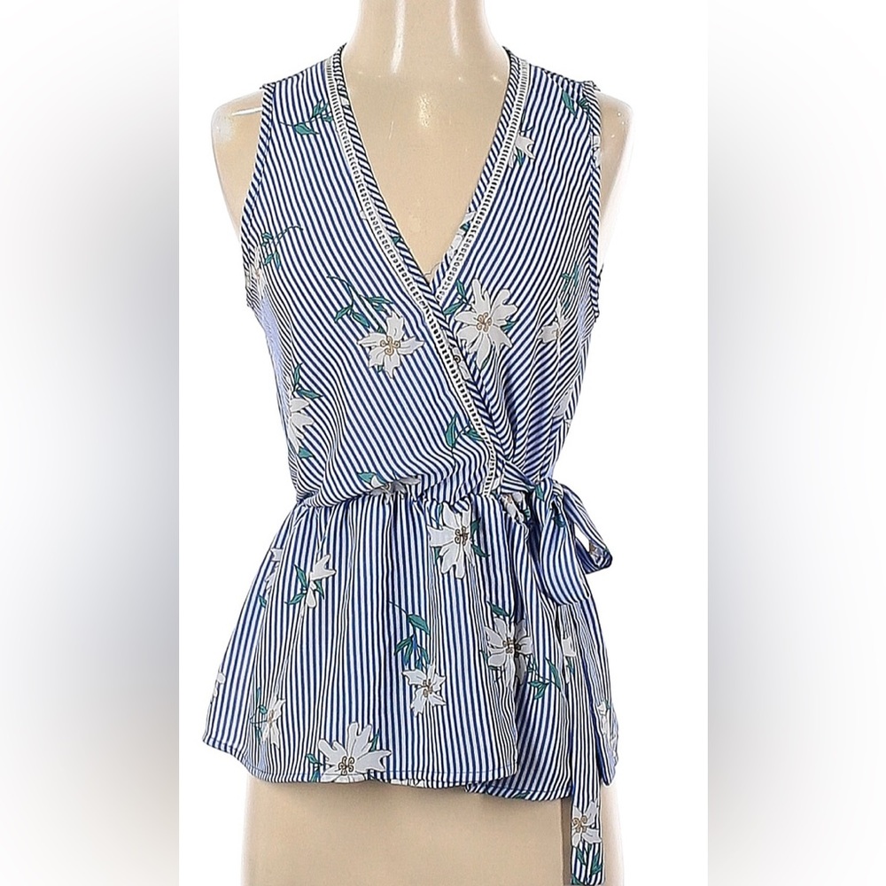 Sienna Sky blue and white floral stripe top L